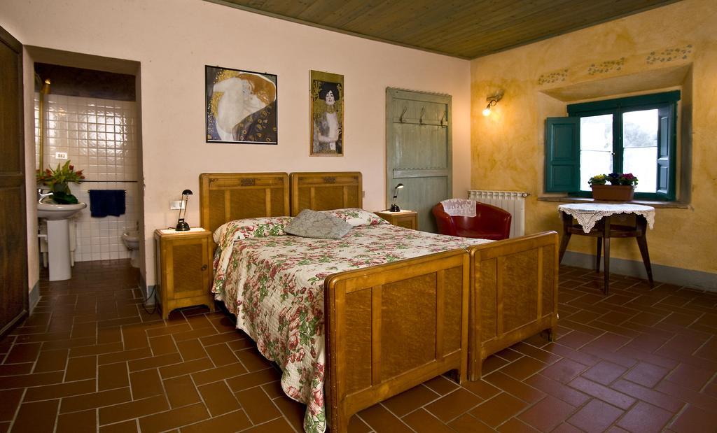 Agriturismo & Winery Il Bacio Tavarnelle Val di Pesa Chambre photo